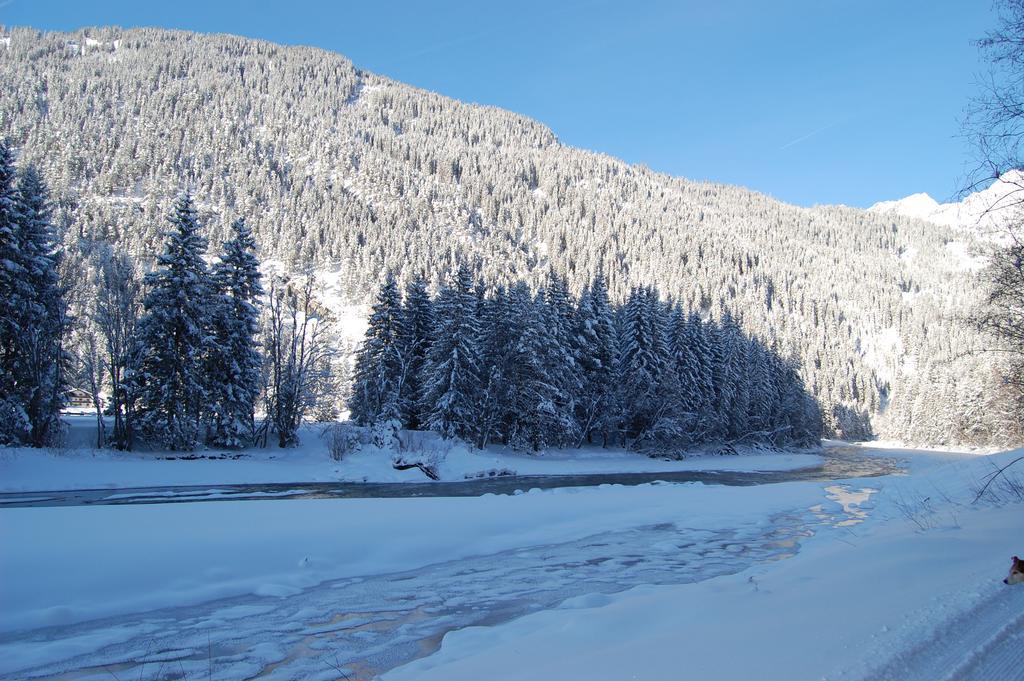 Haus Waldrast Apartment Elbigenalp Bagian luar foto