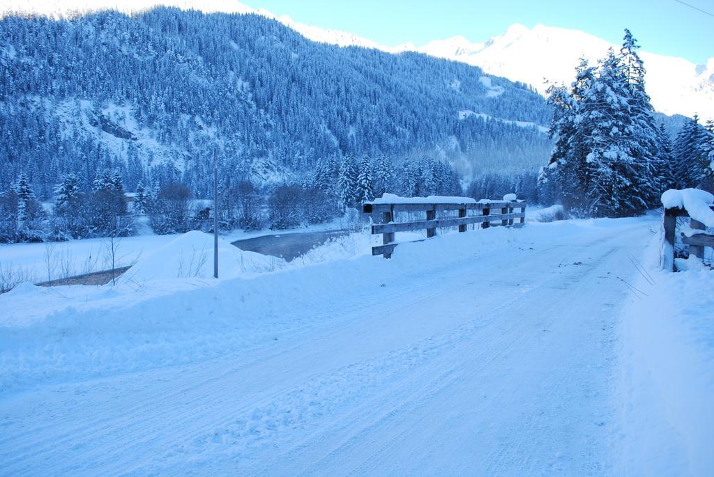 Haus Waldrast Apartment Elbigenalp Ruang foto