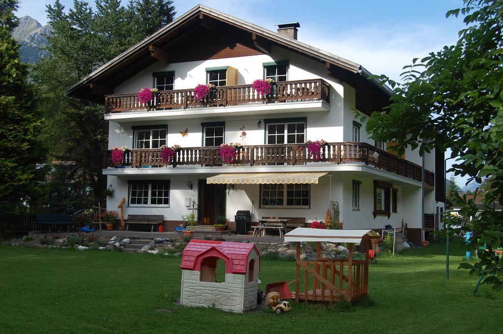 Haus Waldrast Apartment Elbigenalp Bagian luar foto