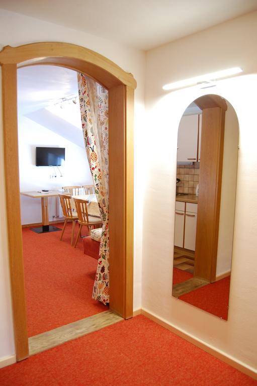 Haus Waldrast Apartment Elbigenalp Bagian luar foto